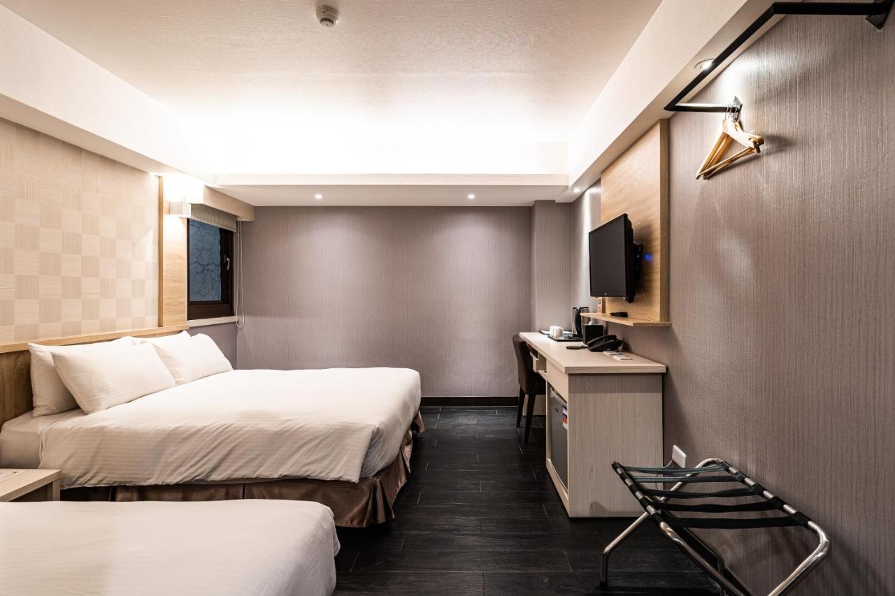 Global Traveler Hotel Kaohsiung Exterior photo